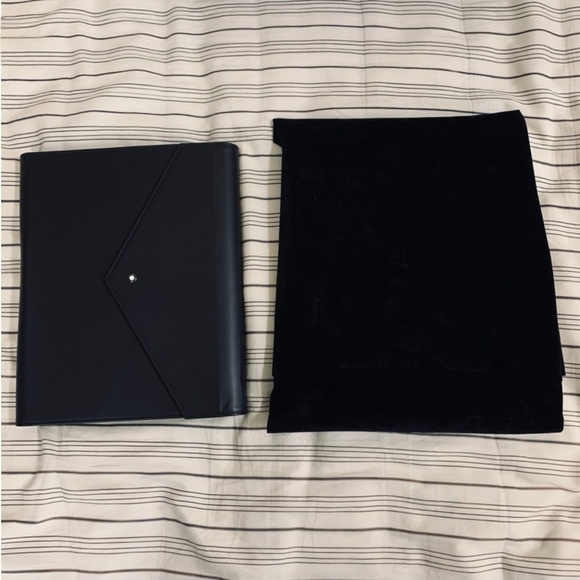 Montblanc Augmented Paper Leather Notebook Cover & Digitizer w/Starwalker Pen - Picture 6 of 8